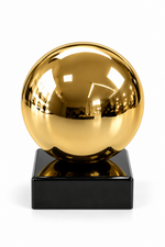 Sculture Decorative Dorate con Base Nera