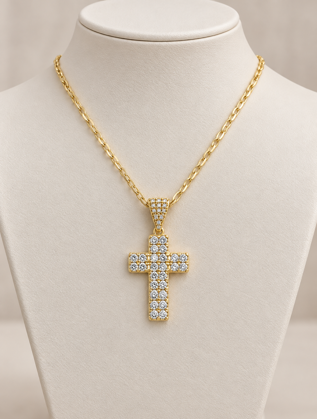 Collana in Oro Giallo con Croce e Doppia Fila di Pietre Bianche – 50 cm