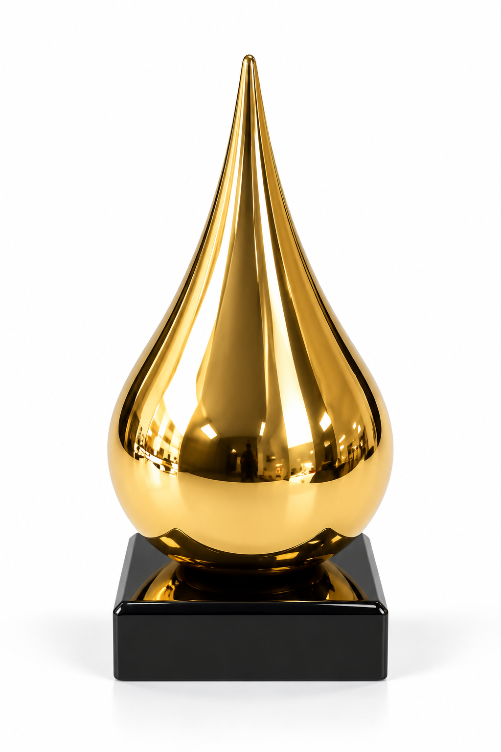 Sculture Decorative Dorate con Base Nera