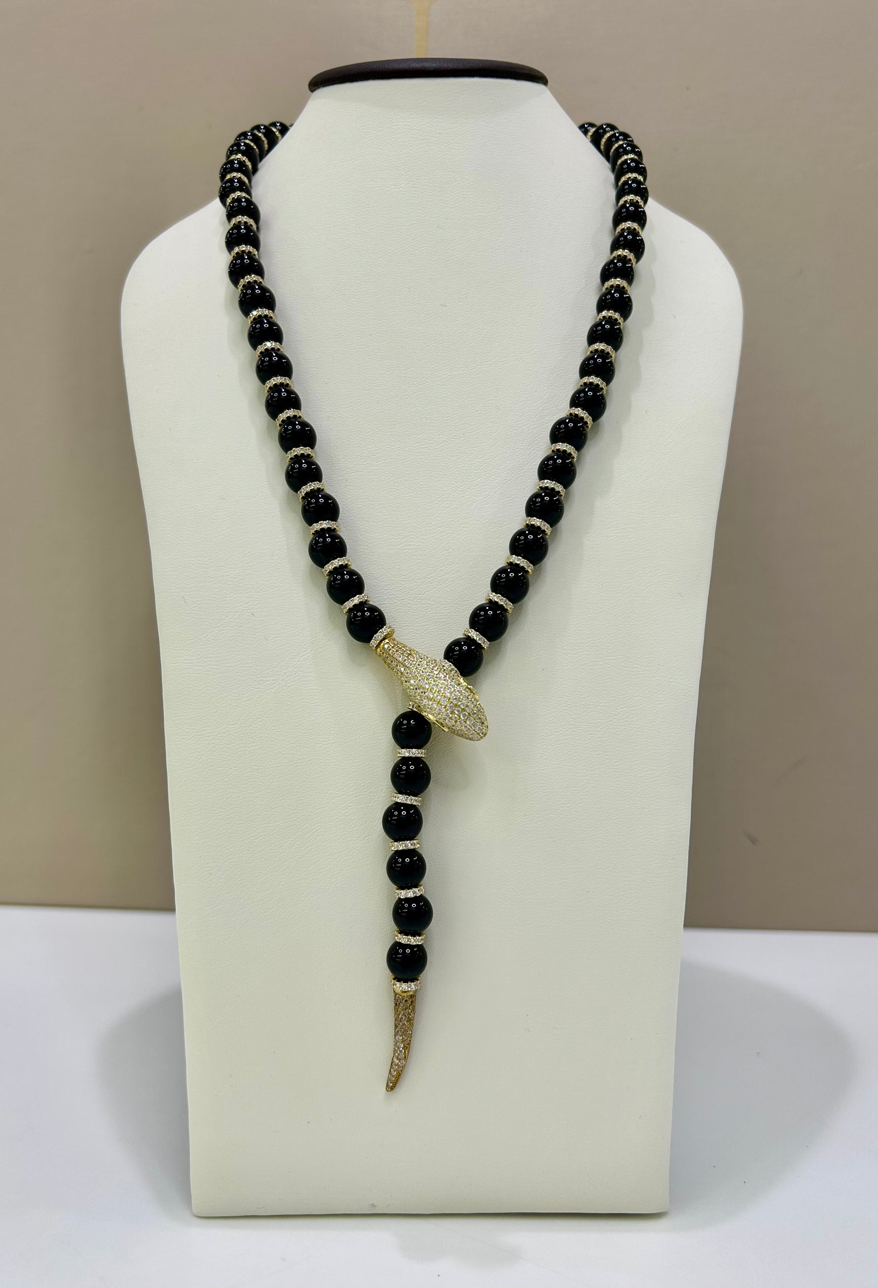 Collana modello Cartier in argento e onice nero