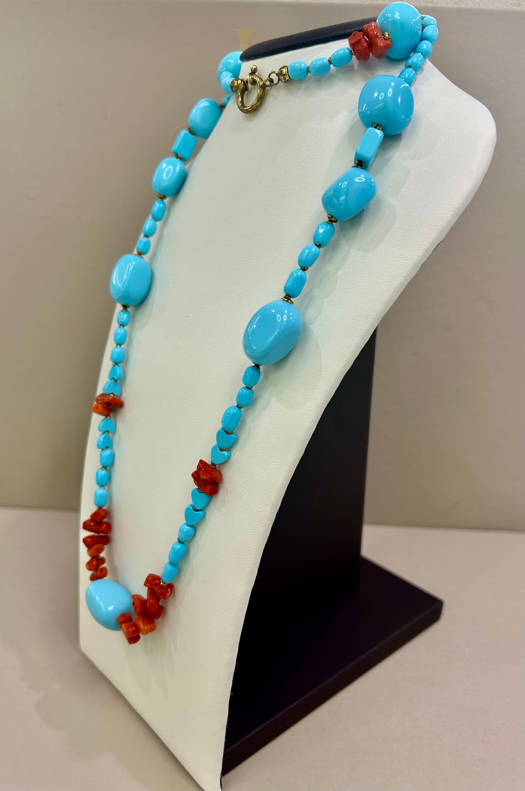 Collana in turchese e corallo