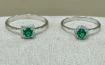 Anello in oro bianco 18kt con peridoto e zaffiri bianchi