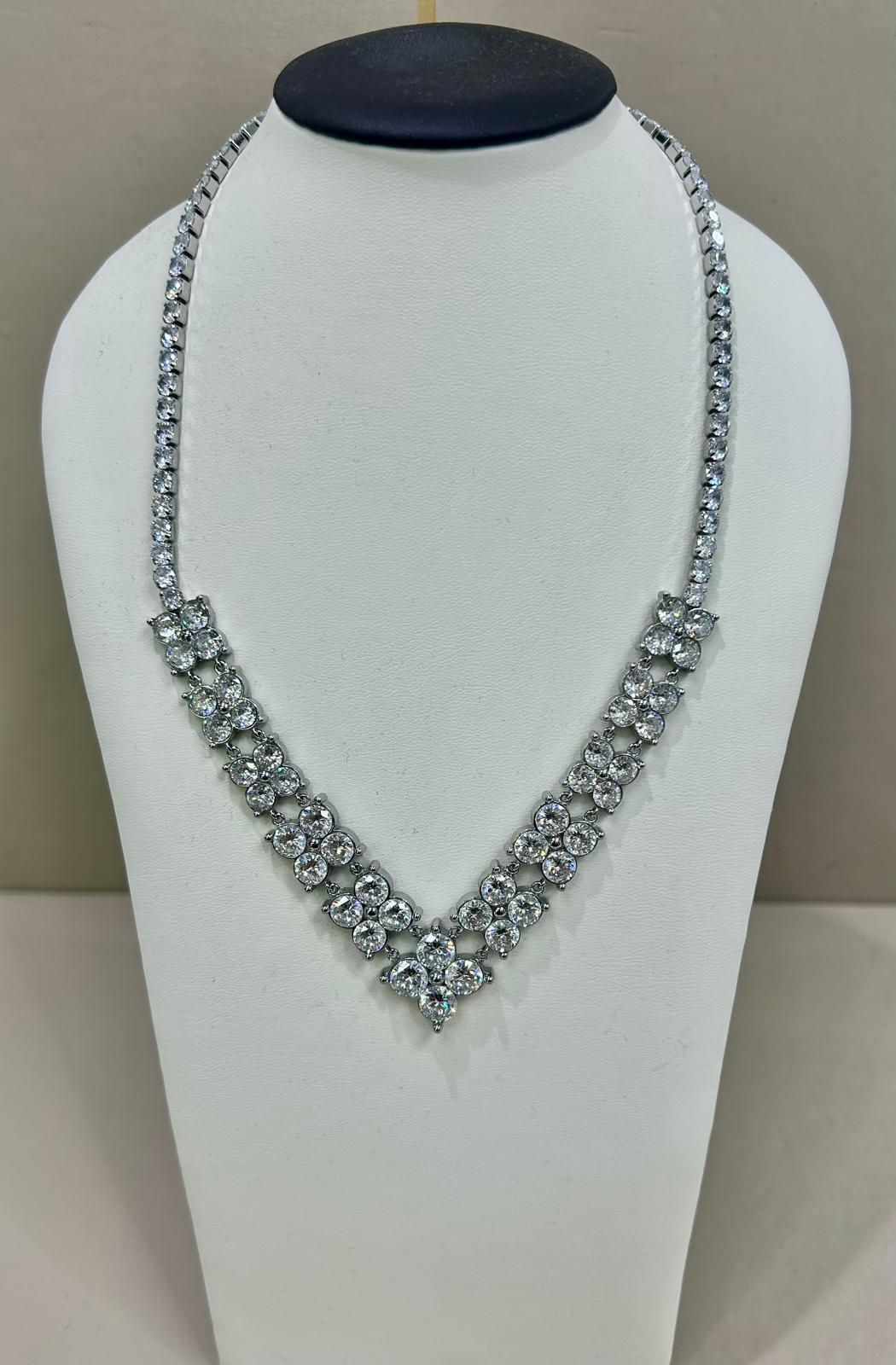 COLLANA  IN ACCIAIO