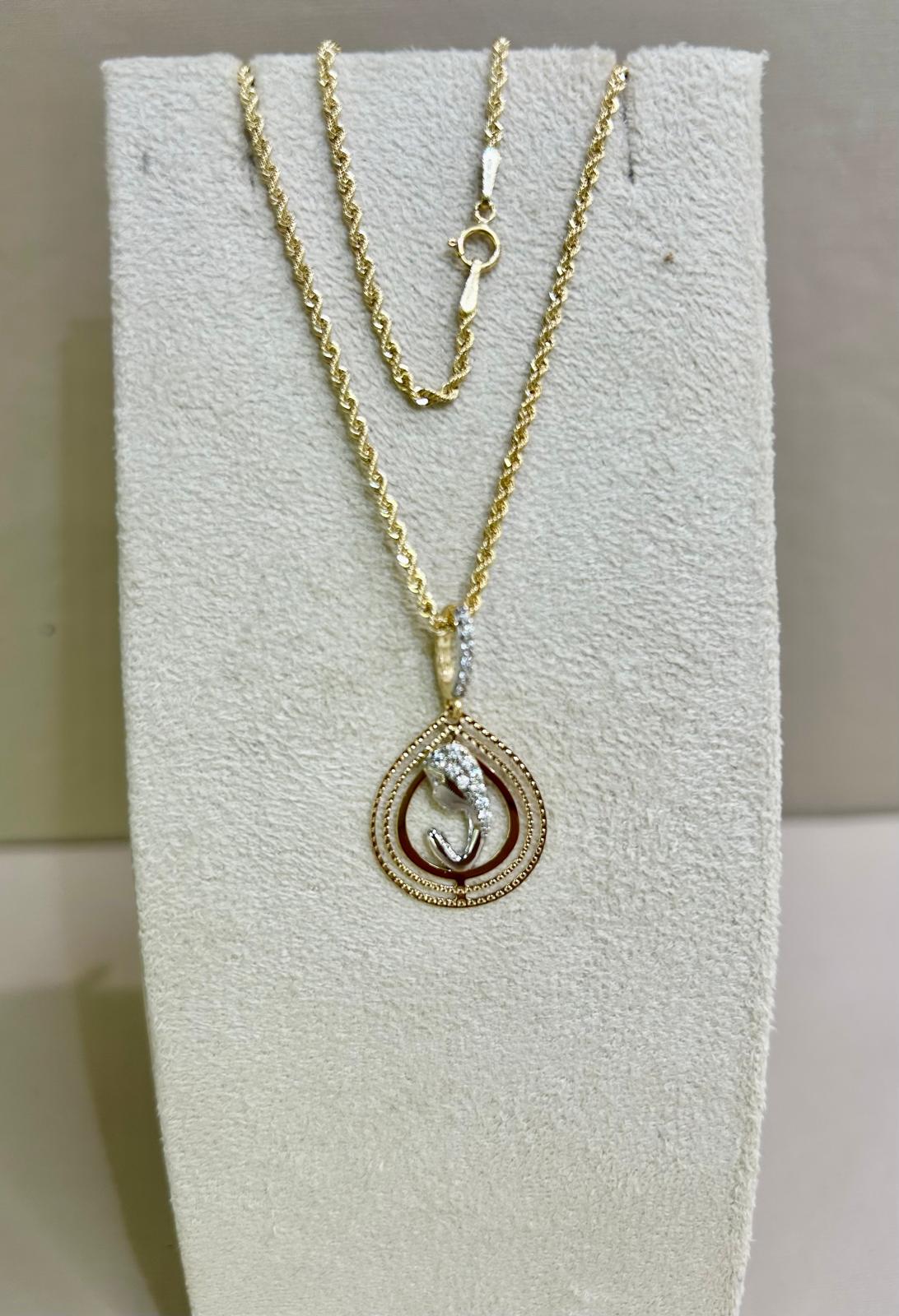 COLLANA  CON  MEDAGLIA
